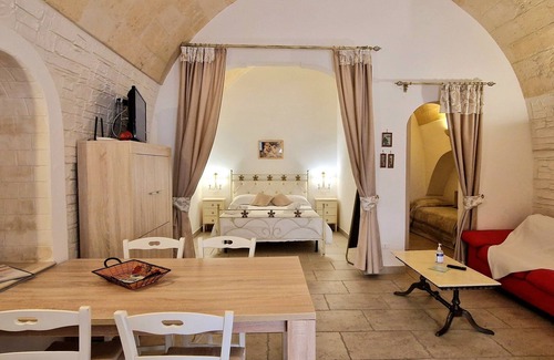 Grottaglie Apartment | St. Francis Suite 69