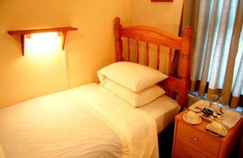 Beverley Bed & Breakfast | St. George's Lodge