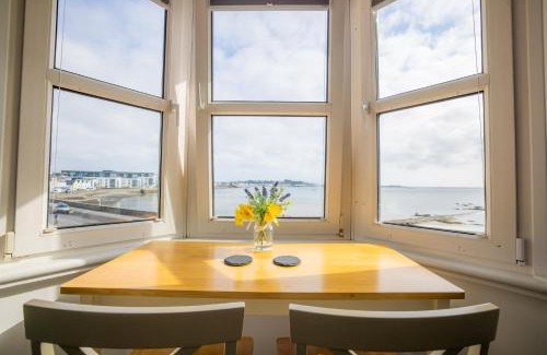 St. Peter Port House | St Georges Guest House