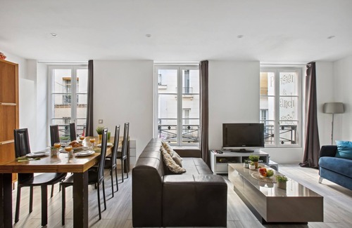 6th Arrondissement Apartment | St Germain - Mabillon Modern 1BR Flat