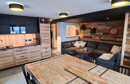 Saint-Gervais-les-Bains Apartment | St Gervais les Bains, on the heights, magnificent view, apartment sleeps 12