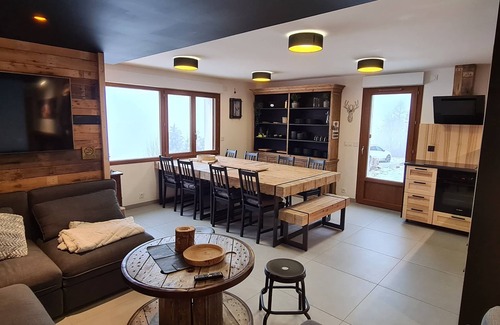 Saint-Gervais-les-Bains Apartment | St Gervais les Bains, on the heights, magnificent view, apartment sleeps 12