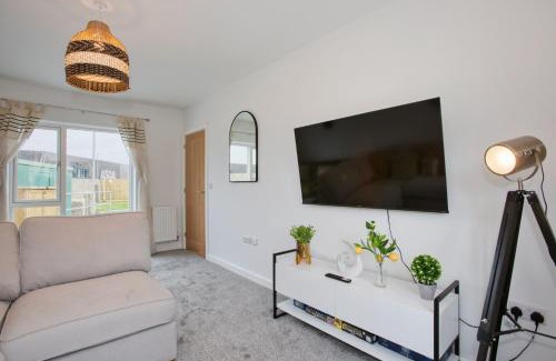 Hayle Apartment | St Ives Bay - Immaculate Brand New 3Bed - Free Parking - Beach - WiFi