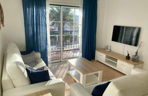 Luz Apartment | St. James Beach & Pool Apartment