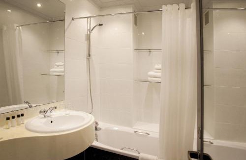 Nottingham City Centre Hotel | St James Hotel; BW Premier Collection
