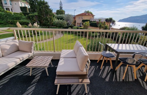 Saint-Jean-Cap-Ferrat Apartment | St-Jean-Cap-Ferrat with terrace, view and sea access