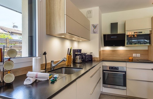 Saint-Jorioz Apartment | ST JORIOZ centre - Parc Saint Jore, jardin et lac