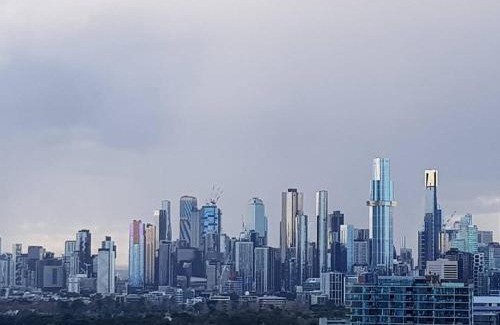 St Kilda Apartment | St Kilda Penthouse. Views. Spa.