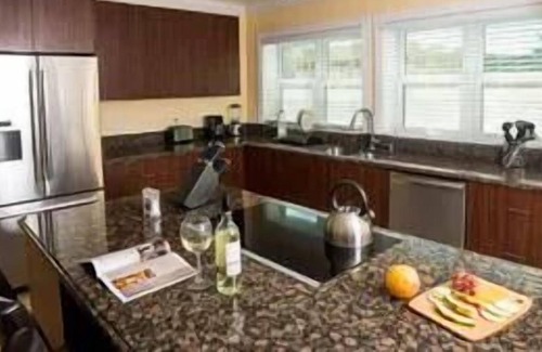 Cotton Ground House | St Kitts & Nevis Tour! 2 Spaces Villas w/ Swimming Pool, Airport Shuttle & Spa
