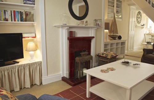 Salcombe House | St Leonards