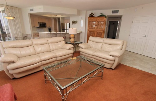 Fort Walton Beach - Destin Condo | St. Maarten 1408- 3bd Beach Resort resort condo!