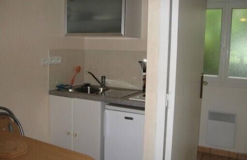 Saint-Marc-sur-Mer Apartment | St. marc sur mer, in a wooded garden, pleasant studio for 2 people