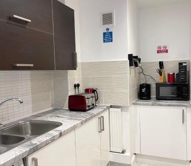 Alibon Apartment | St Mark's Apartment