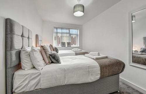 South Ruislip Apartment | St Martins 2 Bedroom Apartments in Ruislip By 360 Stays