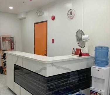 Downtown Apartment | St. Marvin Studio Makati M208