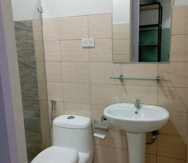 Downtown Apartment | St. Marvin Studio Makati M208
