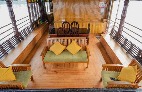 Kumarakom Boat Rental | St. Mary Houseboat