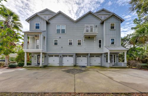 St. Marys House | St Marys Townhome with Community Hot Tub and Boat Dock