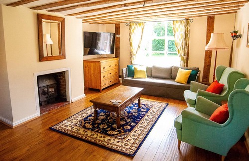 Bungay Cottage | ST MICHAEL'S HOUSE, pet friendly in St Michael South Elmham