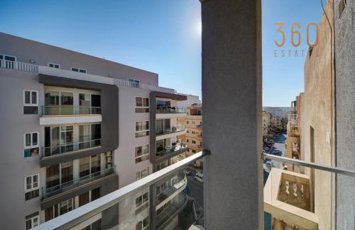 Bugibba Apartment | St Pauls Bay Oasis Suites by 360 Estates