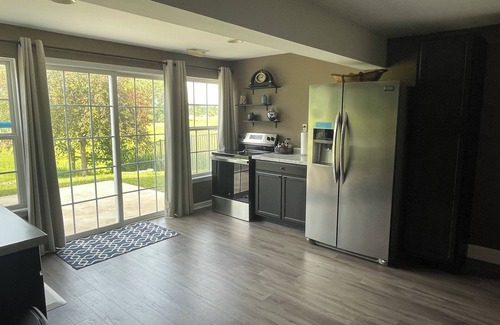 St. Peters House | St. Peters Private Basement Guesthouse: Farm Views - Sports Moms - Sleeps 6