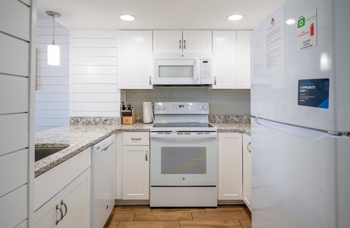 Sneads Ferry Condo | St Regis Resort Living - Fitness Center - Sauna - Oceanfront Restaurant on Site