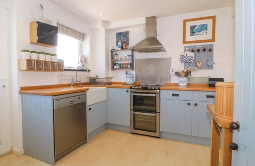 Abersoch House | ST TUDWALS VIEW, pet friendly, country holiday cottage in Abersoch