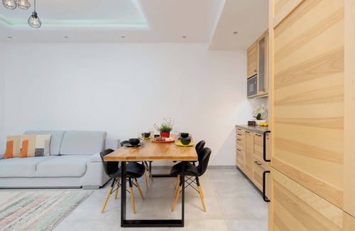 Wola Apartment | Stańczyka 5 | Bright Apartment | Parking | Warsaw