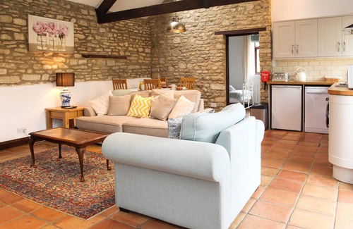South Leigh Cottage | Stable Cottage - 2 Bed, Country Cottage close to Blenheim Palace