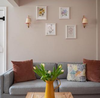 Baslow House | Stable Cottage Chatsworth Estate