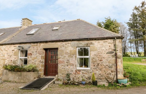Keith Cottage | STABLE COTTAGE, pet friendly in Fochabers
