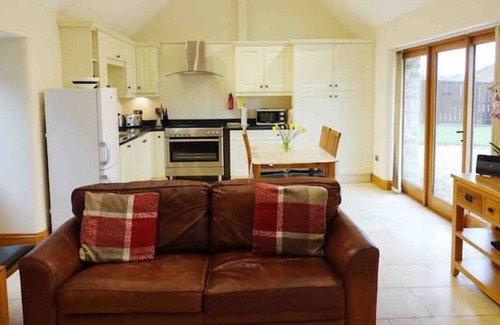 Penselwood House | Stable Cottage. Warm, Cosy and Private