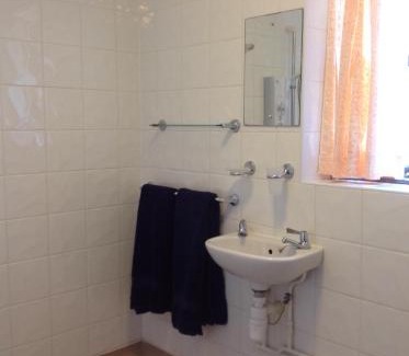 Cowes House | Stable Cottages