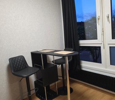 Mitte Apartment | Stadt Komfort 4-Personen Wohnung