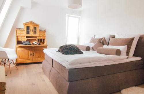 City Centre Regensburg Apartment | Stadtturm Regensburg