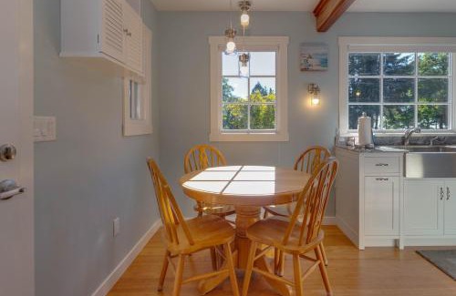 Trinidad House | Stagecoach Cabin