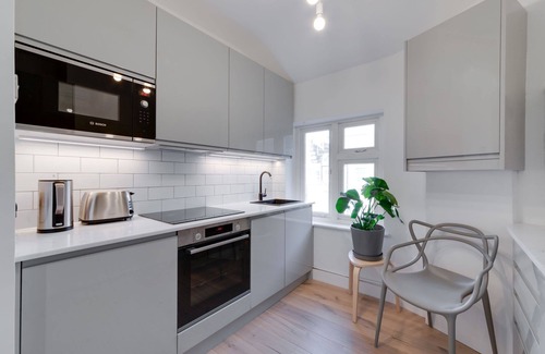 Fitzrovia Apartment | Stairway To Heaven - Fitzrovia - by Frankie Says