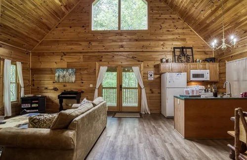 Sevierville Cabin | *Stairway to Heaven