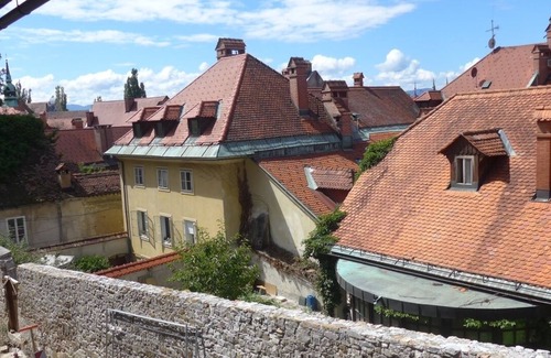 Ljubljana Old Town Apartment | Stairway to the castle - apartment in the heart of historic centre