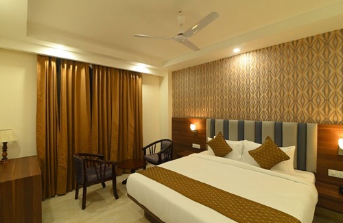 Shivalik Nagar Hotel | STALLION HOTEL