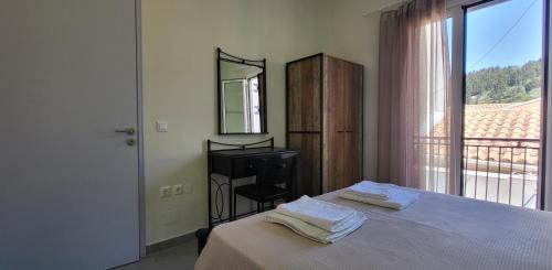 Lakka Apartment | Stamatis House - In the center of Lakka Paxos