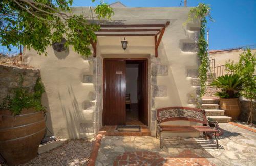Kaliviani House | STAMATOGIANNIS Traditional Apartments