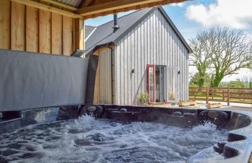 Whitland House | Stambar