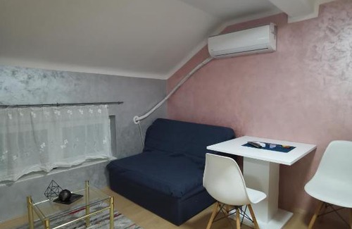 Novi Sad Apartment | Stan na dan u Centru