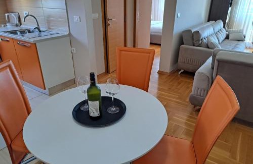Zeljeznica Apartment | Stan u centru BEST VIEW