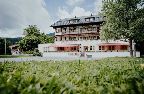 Bayrischzell House | Standard double room (21m�) - Hotel & Restaurant Alpenrose Bayrischzell
