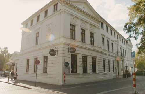 Center House | Standard double room, shower or bath, WC - Hotel am Schloss