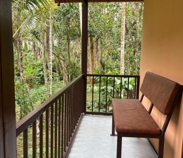 Vayittiri Villa | Standard family hut