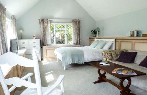 Battle House | Standard Hill Cottage