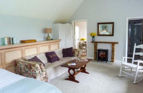 Battle House | Standard Hill Cottage